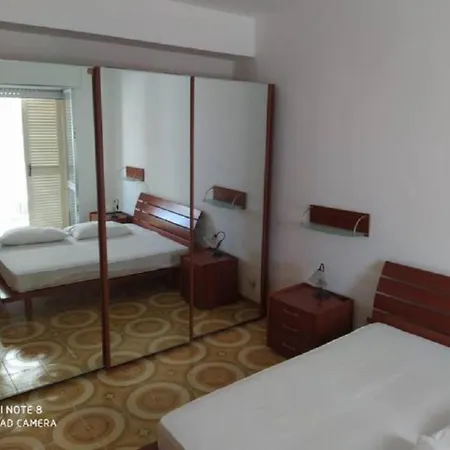 Appartement - Rosmini2 - A Pochi Passi Dal Mare, Climatizzato